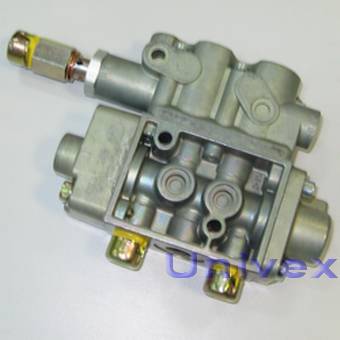 Клапан кпп 8. Клапан КАМАЗ КПП ZF 8s1350 95531374. Zf0501216359 клапан КПП КАМАЗ. Клапан КПП zf16 ролик игла-с. Электроклапан КПП XCMG 0501315338h, 860116385.