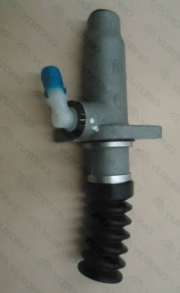 Главный цилиндр сцепления